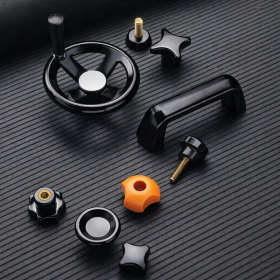 Une gamme complète de poignées, boutons de serrage, volants de manoeuvre