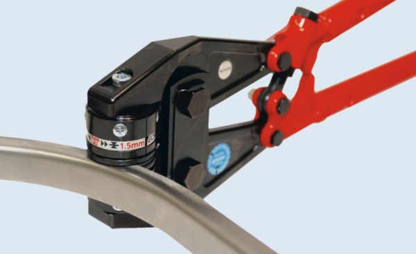 Allonge d'une cornière avec Outil FWR 407