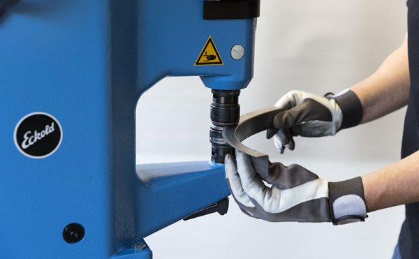 Lissage d'une tôle avec l'outil TP 15